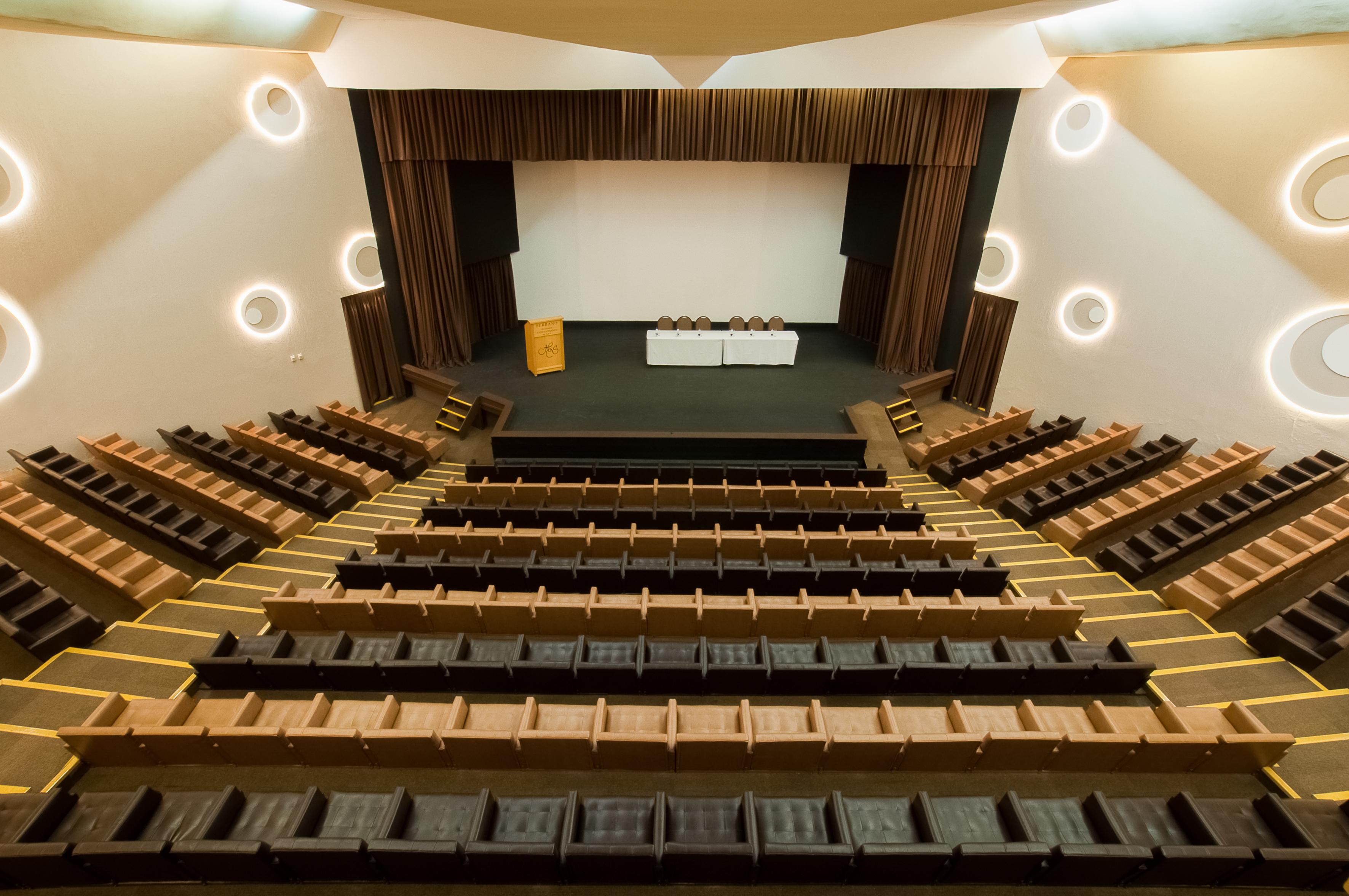 维希塞拉诺酒店 格拉玛多 外观 照片 The auditorium