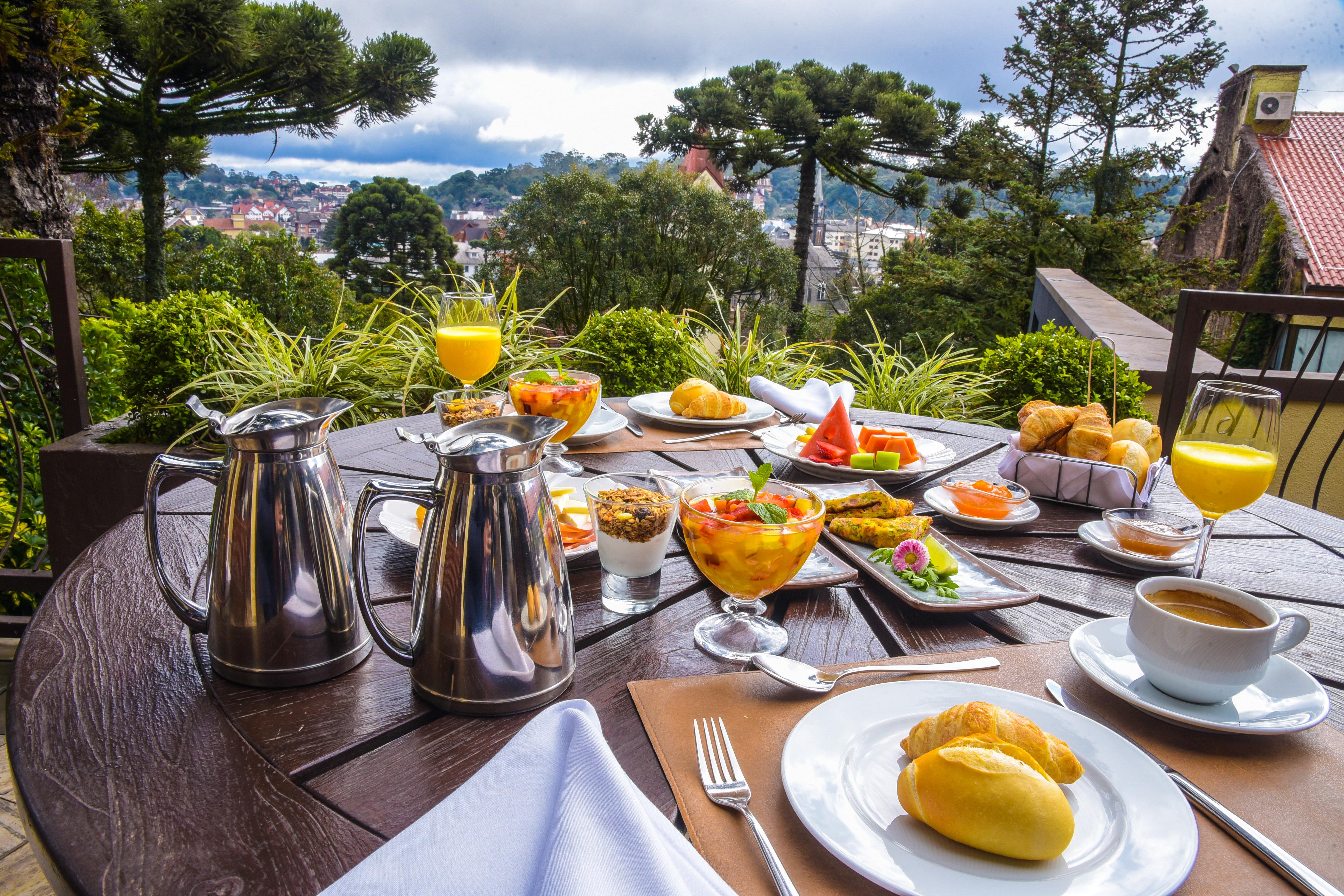 维希塞拉诺酒店 格拉玛多 外观 照片 Breakfast at the hotel